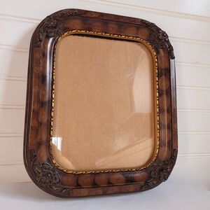 Vintage faux wood frame ✨️